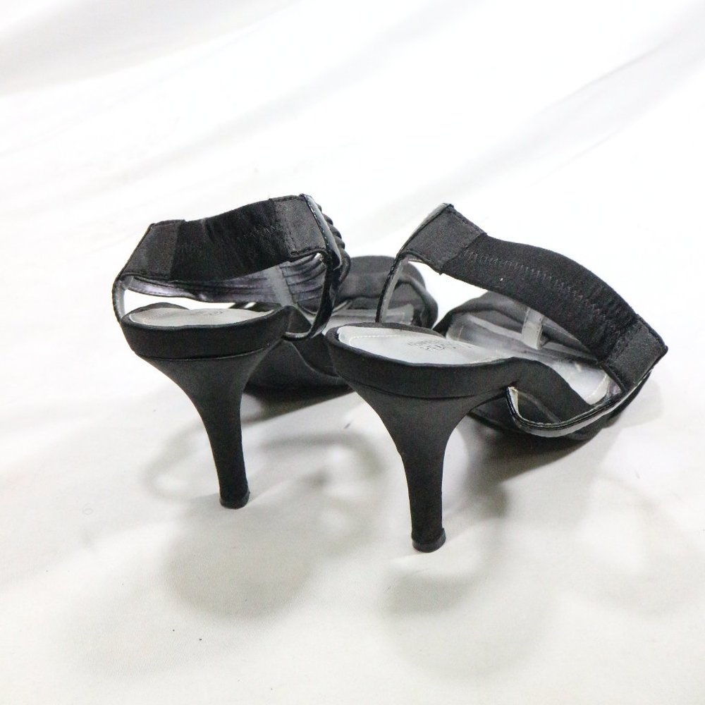 KENNETH COLE REACTION Know Way Strappy Sandals - Picture 6 of 8
